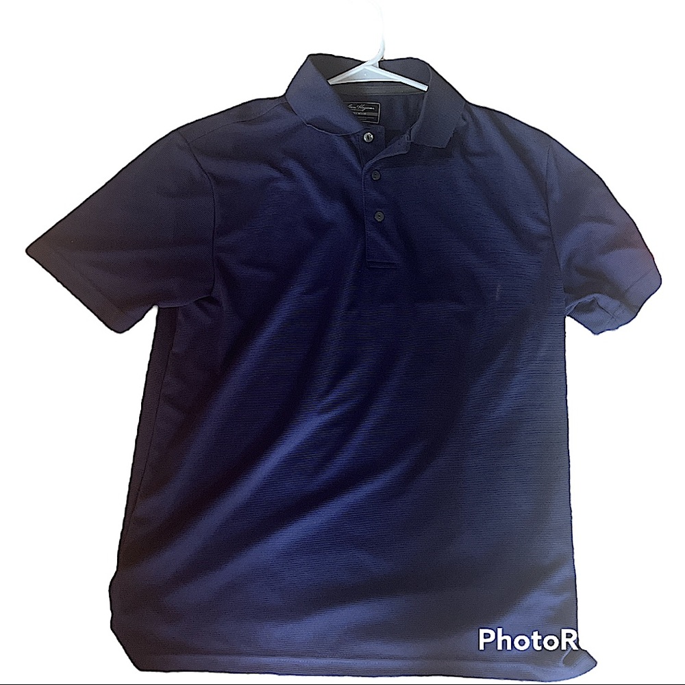 I am selling my Ben hogan T-shirt I’ve only worn it a couple times